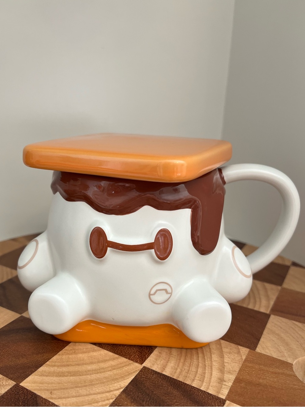 Disney Munchlings Baymax S’More Ceramic Mug With Lid